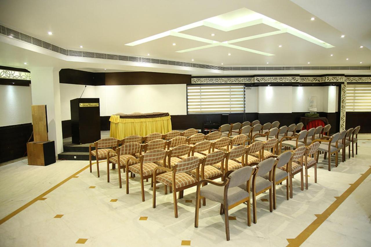 Hotel Royal Omars Kannur Exteriér fotografie