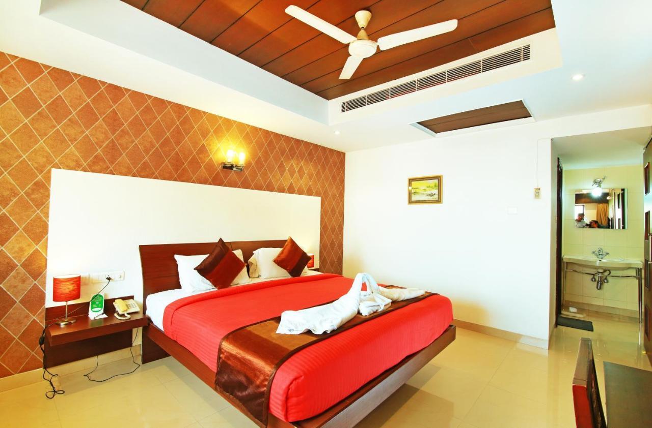 Hotel Royal Omars Kannur Exteriér fotografie