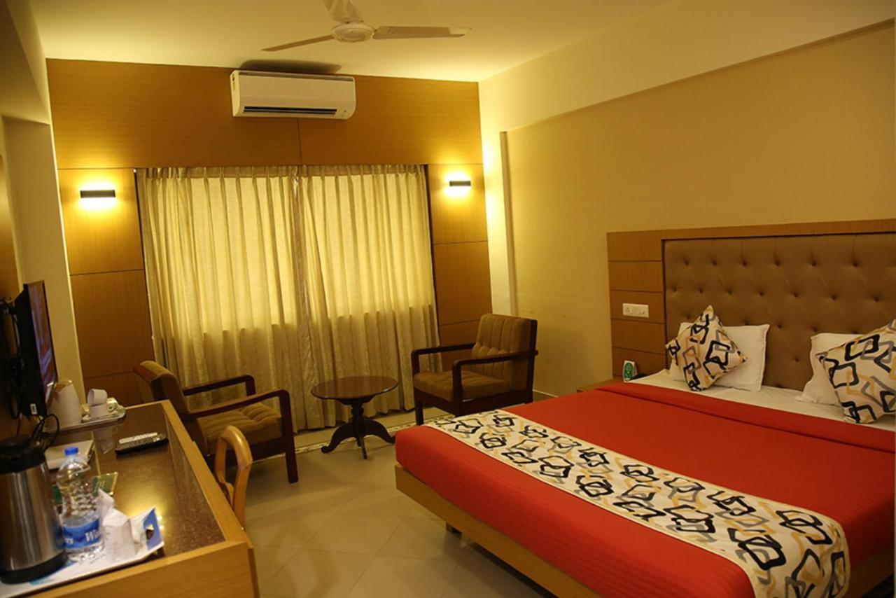 Hotel Royal Omars Kannur Exteriér fotografie