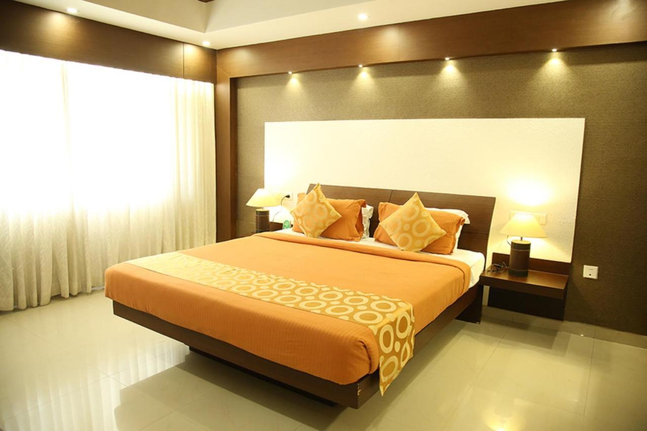 Hotel Royal Omars Kannur Exteriér fotografie