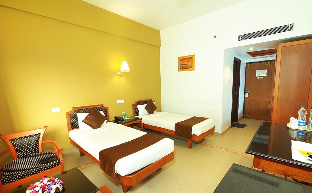 Hotel Royal Omars Kannur Exteriér fotografie