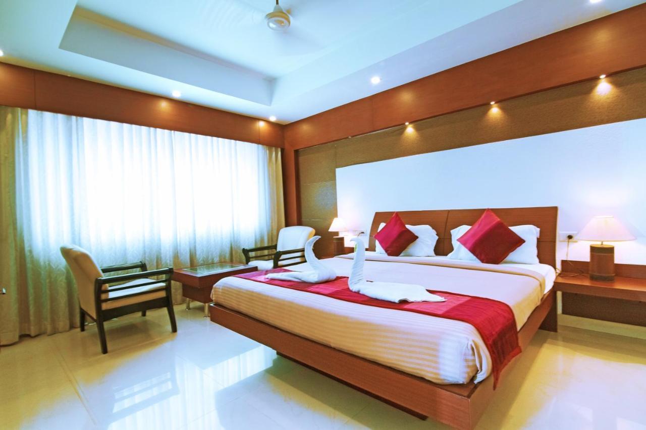 Hotel Royal Omars Kannur Exteriér fotografie