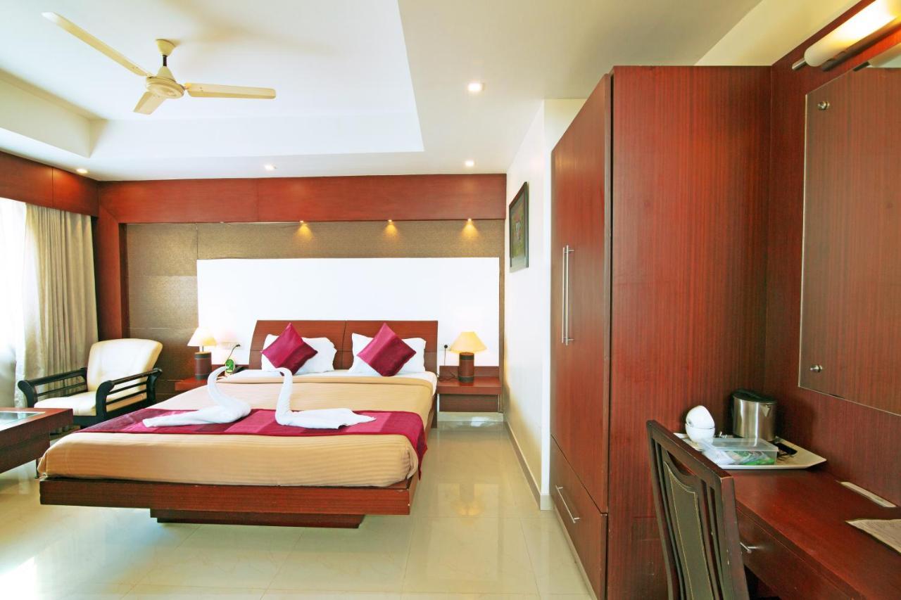 Hotel Royal Omars Kannur Exteriér fotografie